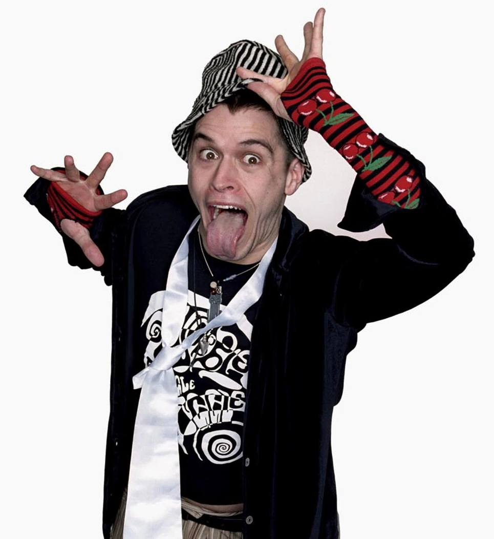 Pete Bennett
Winner of big brother 2007 & Lead singer in Love Dogz